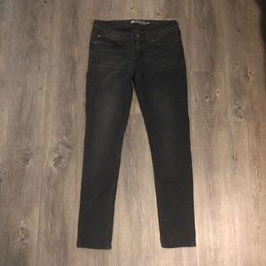 Levi’s Black skinny jeans